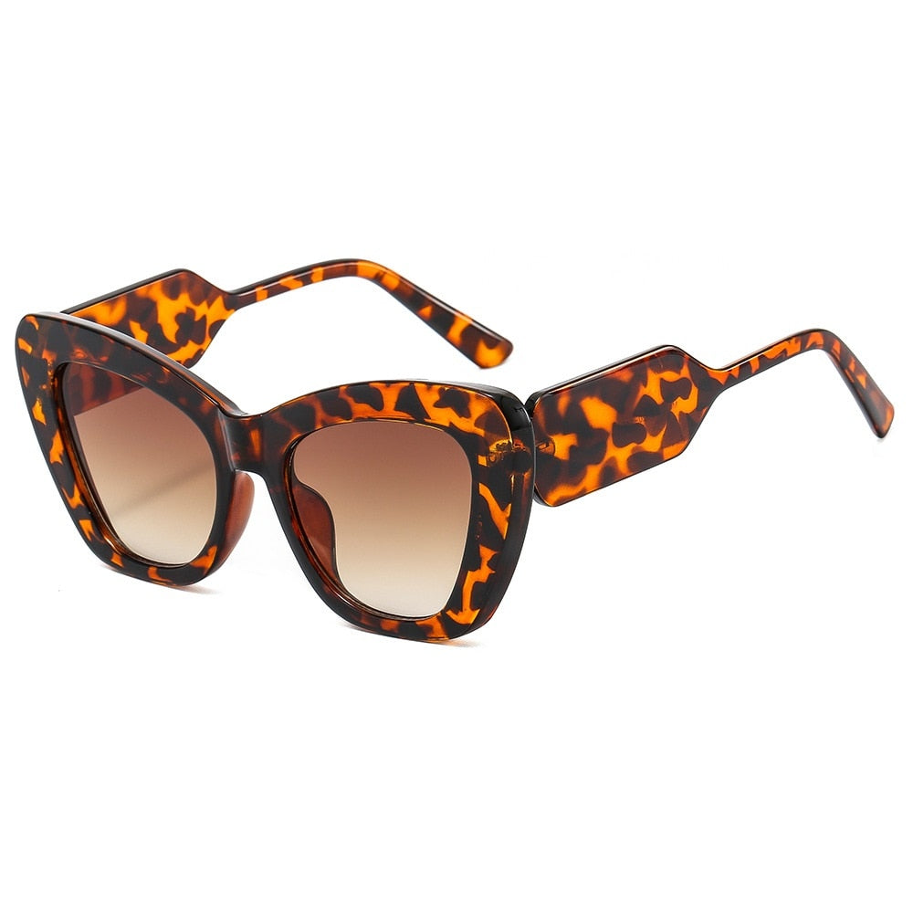 LILY LUXE™ | Cat Eye Sunglasses